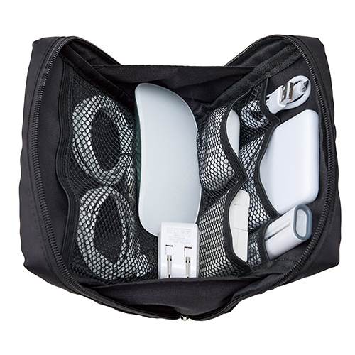 ナイロンスクエアポーチ(ベージュ)